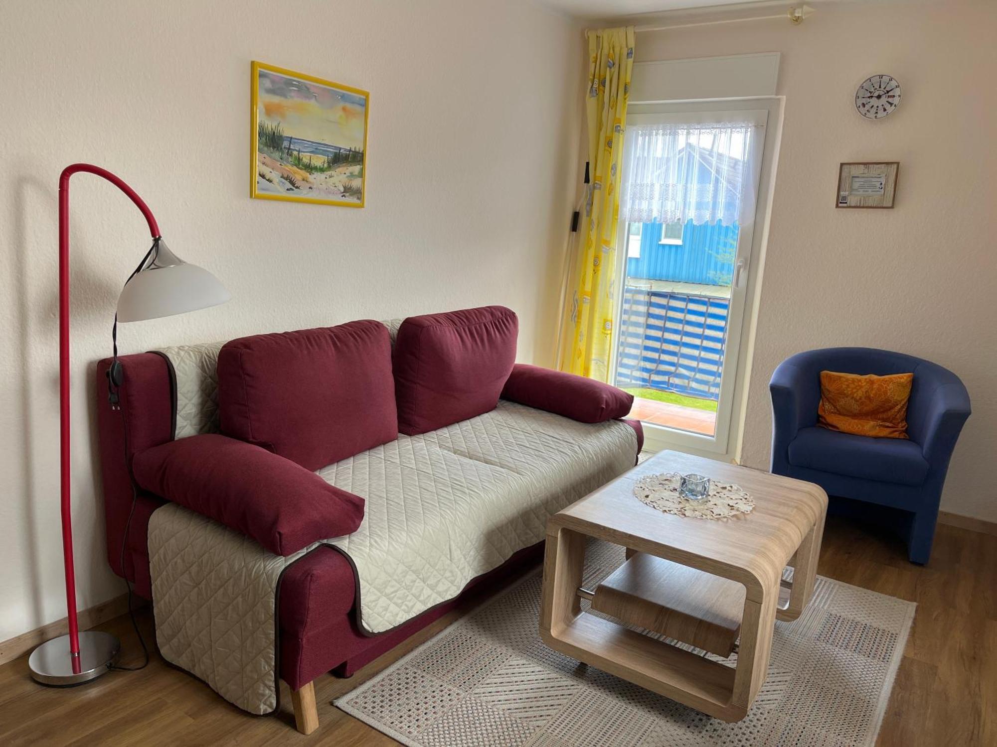 Wohnung 2 Mit Balkon- Haus Annegrete Esens Exteriör bild