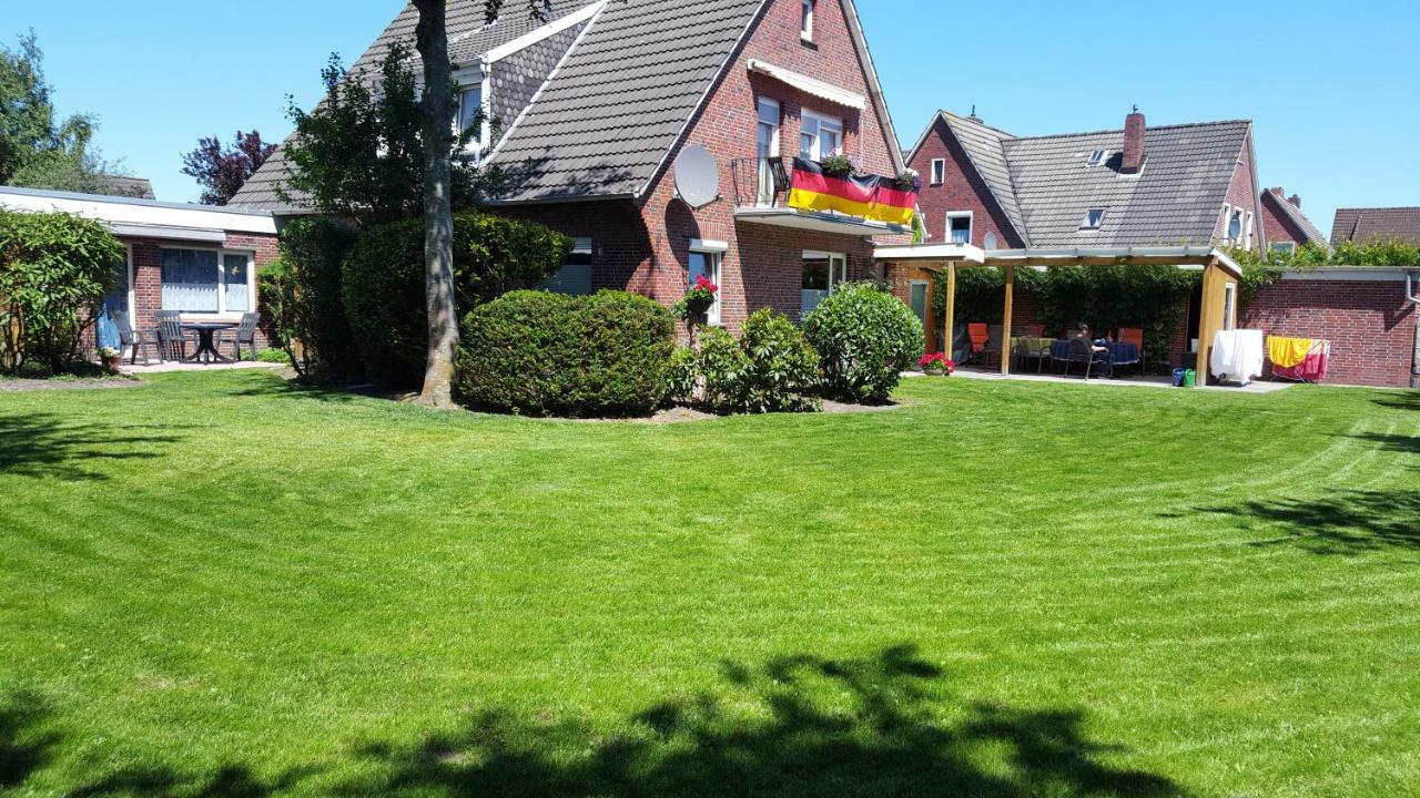 Wohnung 2 Mit Balkon- Haus Annegrete Esens Exteriör bild